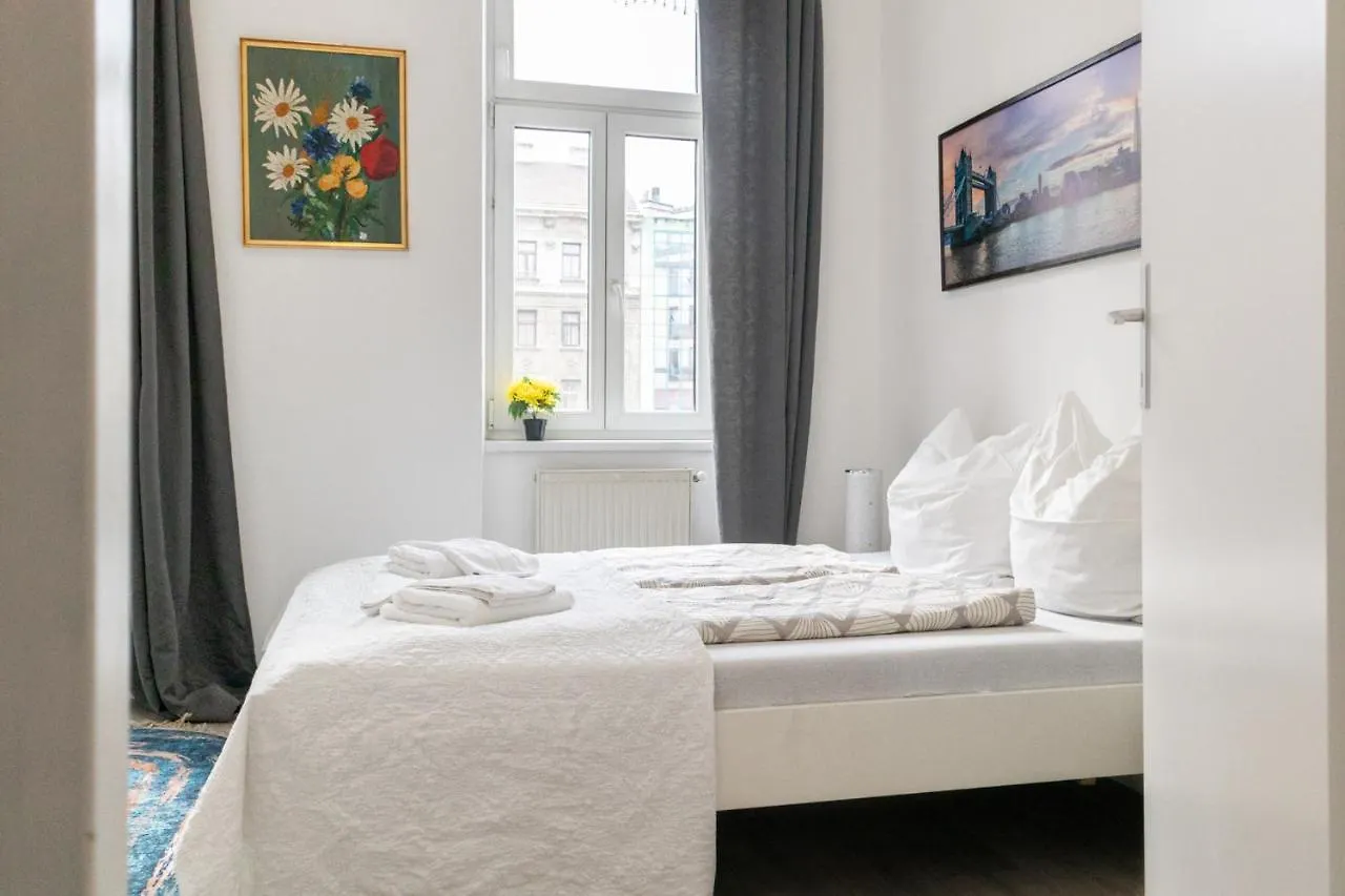 Pleasant 1Br Aprt. Near The Danube & Millenium T. Apartment Vienna