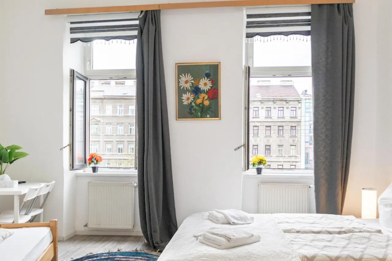 Pleasant 1Br Aprt. Near The Danube & Millenium T. Apartment Vienna